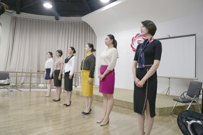 服务礼仪实训班今日开班，提升专业素养正当时